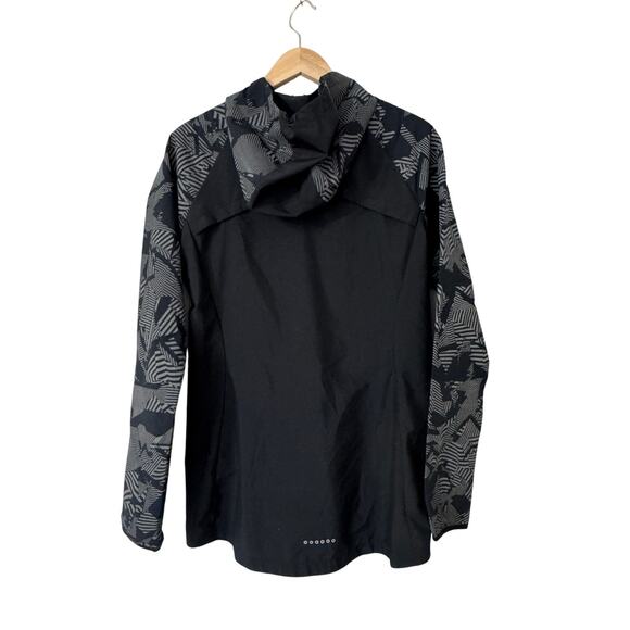 Nike Womens Night Flash Essential Hooded Jacket Black Reflective Size Small - Picture 3 of 6
